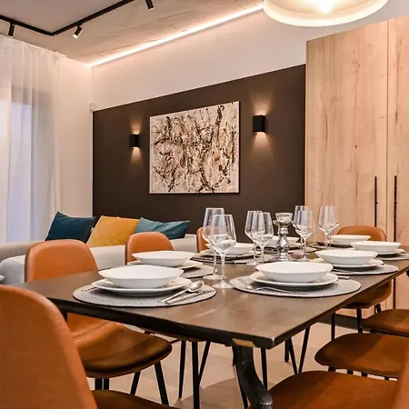 Willa Luxury Ante With Pool