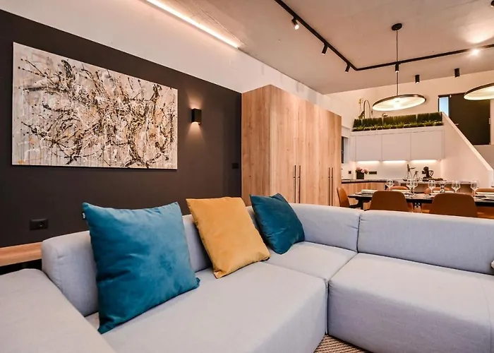 Luxury Ante With Pool Villa Dobrinj