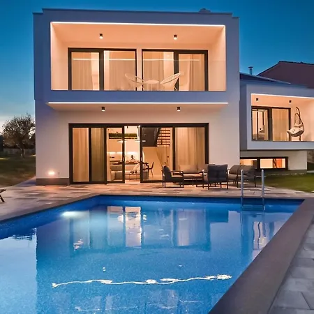 Luxury Ante With Pool Villa Dobrinj