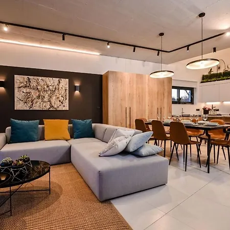 Luxury Ante With Pool *