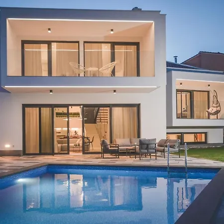 Luxury Ante With Pool Dobrinj