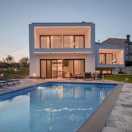 Villa Luxury Ante With Pool Dobrinj