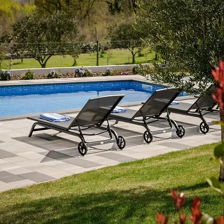 Luxury Ante With Pool Dobrinj